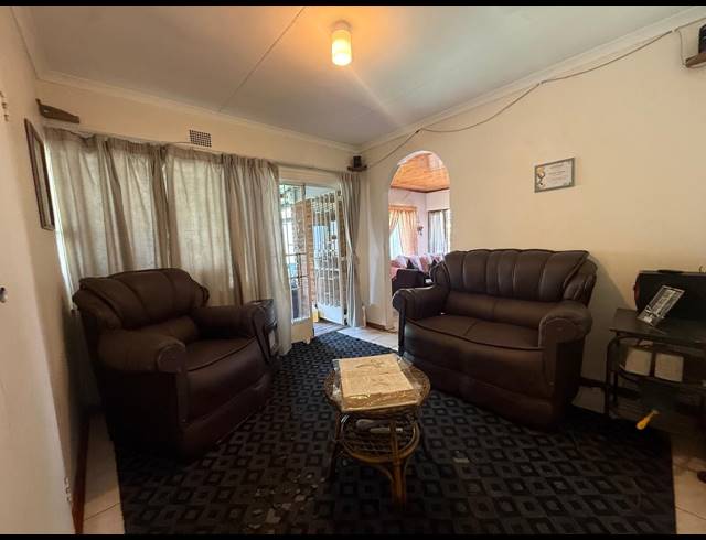 3 BEDROOM HOUSE FOR SALE IN DAL FOUCHE